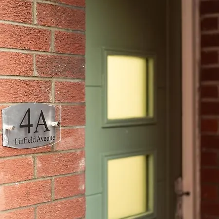 City Vibe Haven - Modern 2 Bed Apartment With High Speed Wi-Fi Belfast Exterior photo